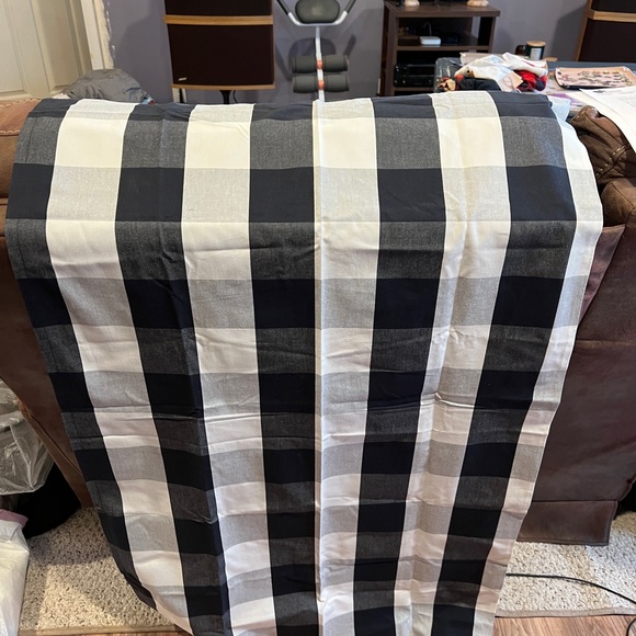 Black and white buffalo check curtains - Picture 2 of 3
